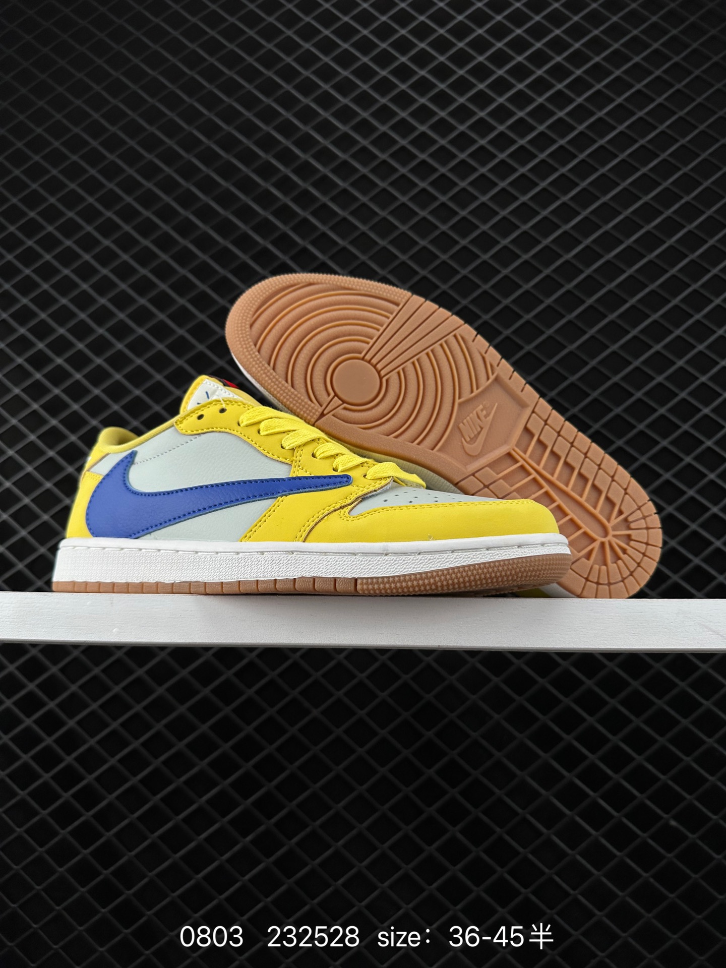 Travis Scott x Air Jordan 1 Low 